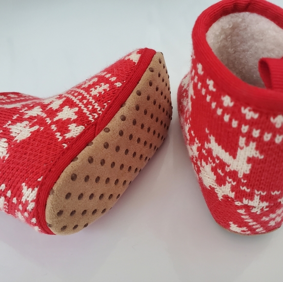 2 for $15 - Baby booties - Picture 2 of 5